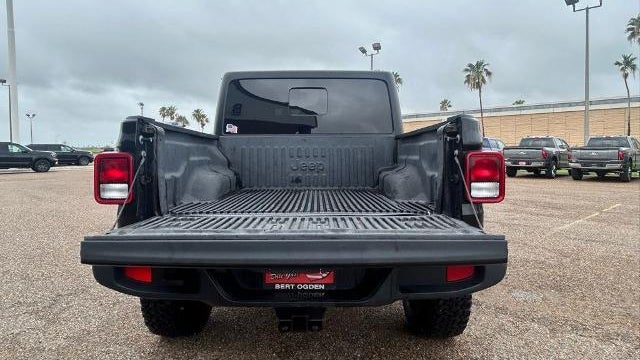 2024 Jeep Gladiator Sport S