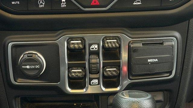 2020 Jeep Gladiator Sport Altitude