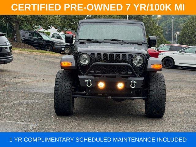 2020 Jeep Gladiator Sport — photo 1 of 12