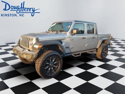 2020 Jeep Gladiator 4X4 Sport 4DR Crew Cab 5.0 FT. SB
