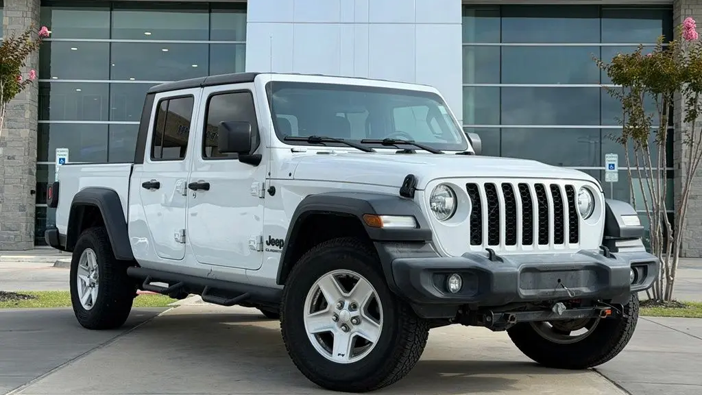 Preowned 2020 Jeep Gladiator Sport S for Sale