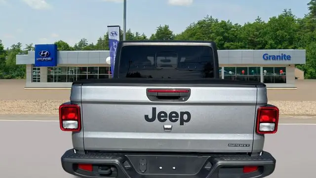 2020 Jeep Gladiator Sport