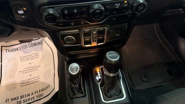 2021 Jeep Gladiator Willys
