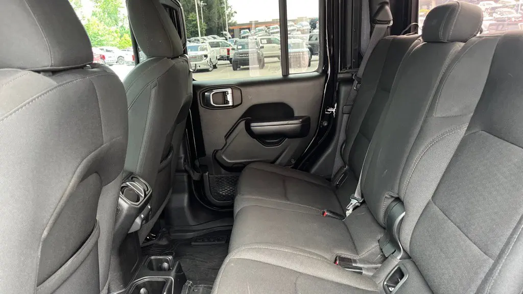 2021 Jeep Gladiator Sport