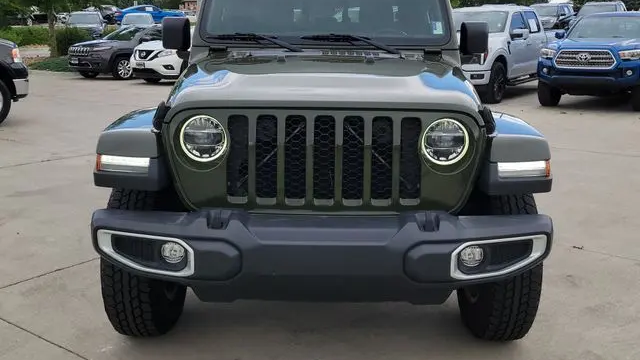 2022 Jeep Gladiator Willys