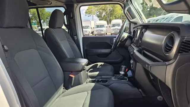 2020 Jeep Gladiator Sport Altitude