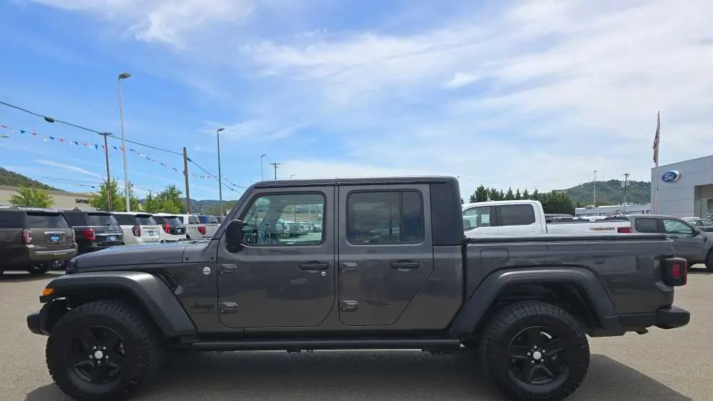 2020 Jeep Gladiator Sport Altitude