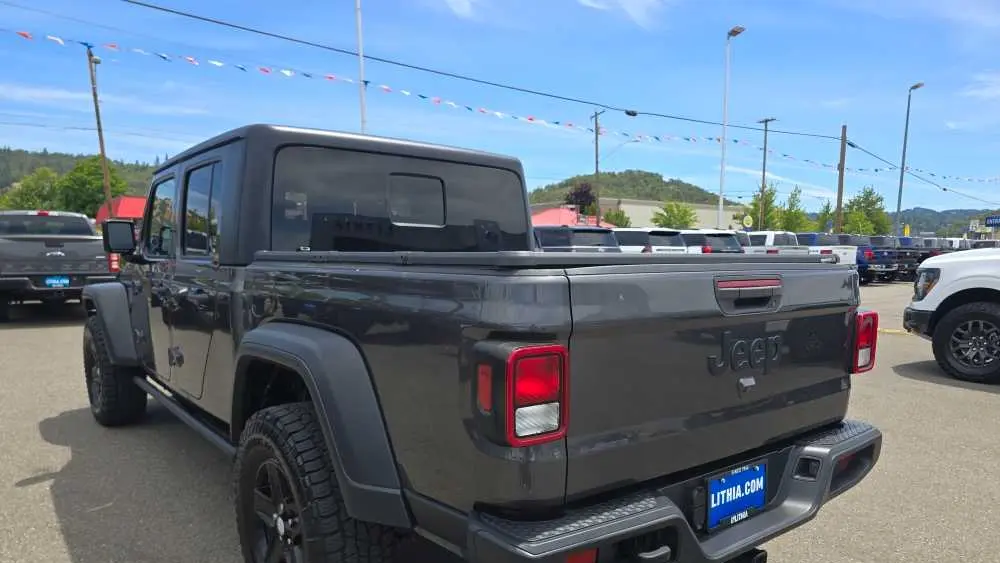 2020 Jeep Gladiator Sport Altitude