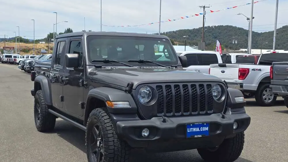 2020 Jeep Gladiator Sport Altitude