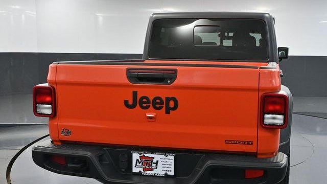 2020 Jeep Gladiator Sport