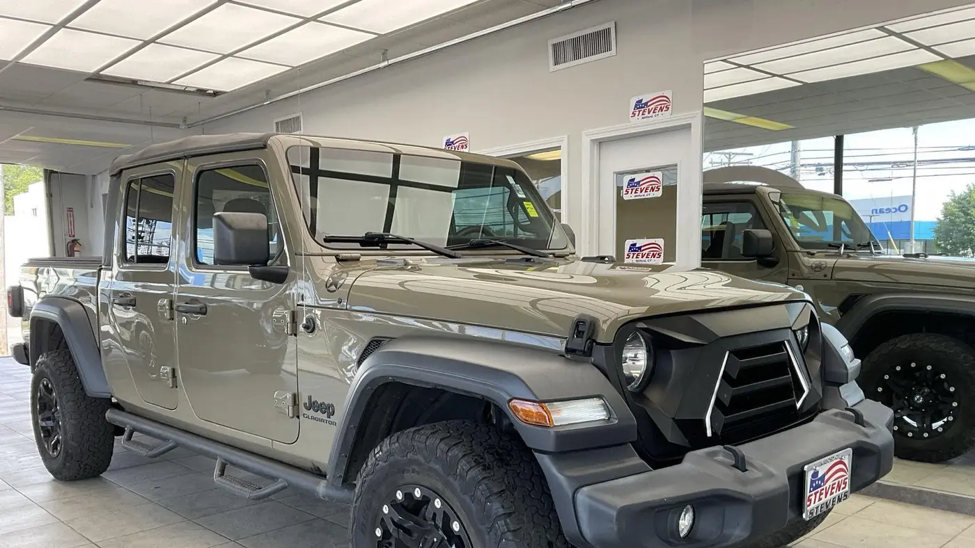 Preowned 2020 Jeep Gladiator Sport Altitude for Sale