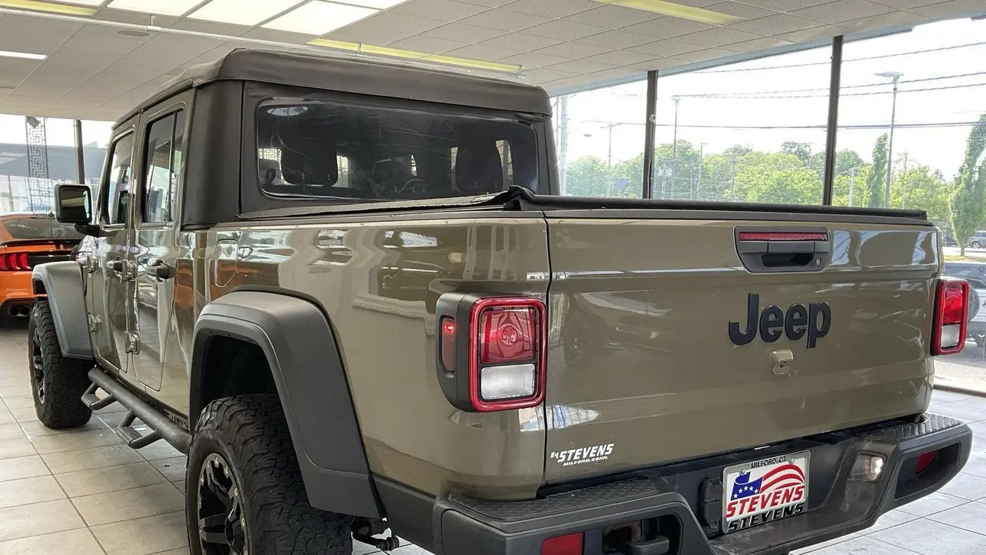 2020 Jeep Gladiator Sport Altitude