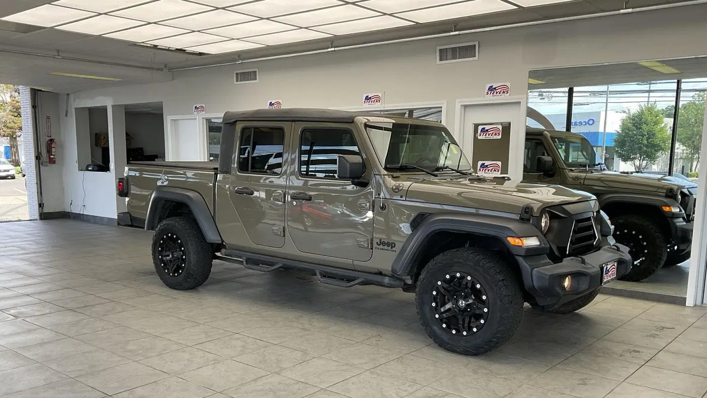 2020 Jeep Gladiator Sport Altitude