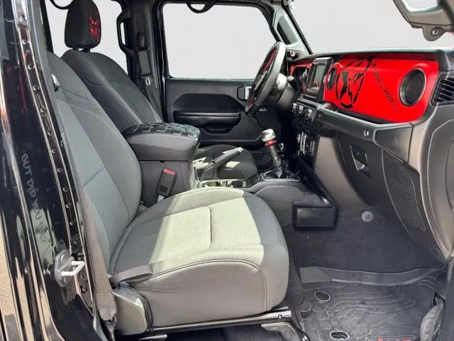2021 Jeep Gladiator - $29,995