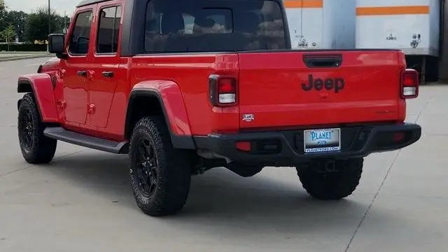 2021 Jeep Gladiator Sport