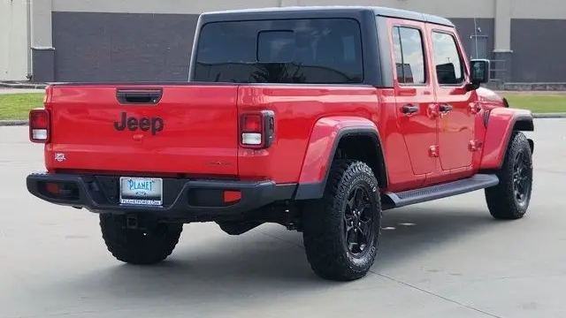 2021 Jeep Gladiator Sport