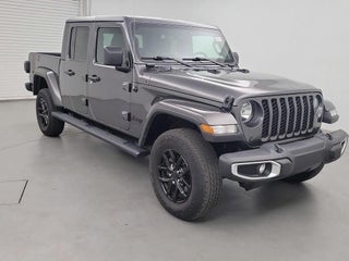 2021 Jeep Gladiator with Granite Crystal Metallic Clearcoat Exterior