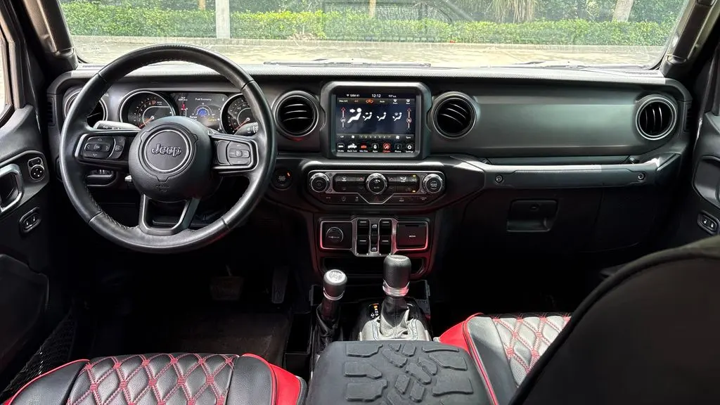2022 Jeep Gladiator Sport
