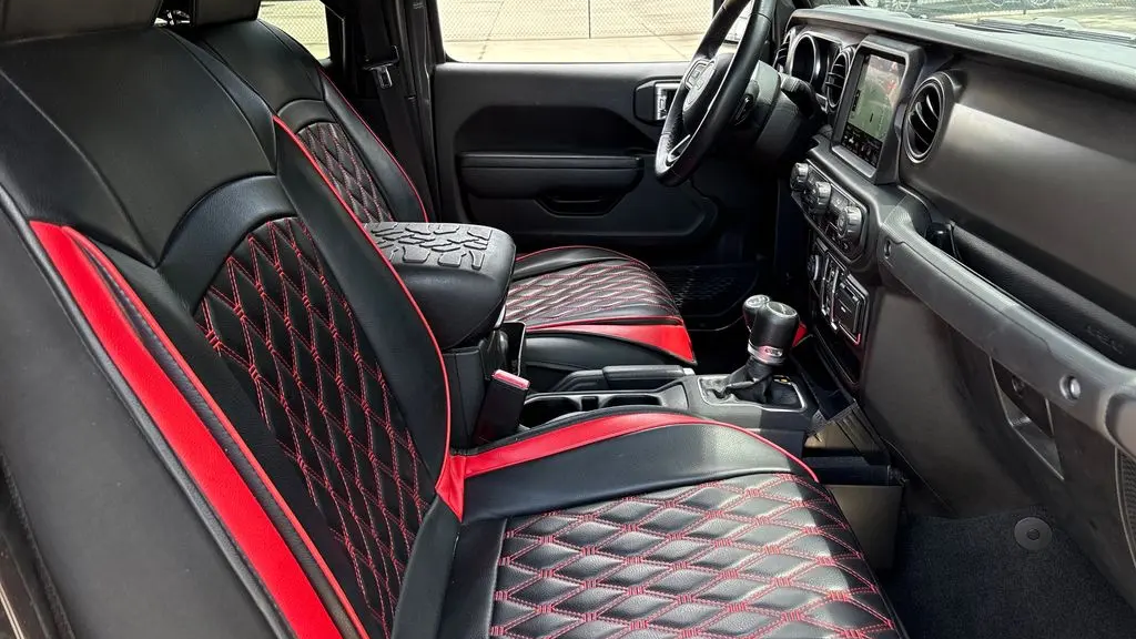 2022 Jeep Gladiator Sport