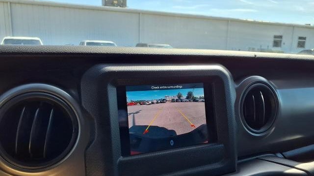 2022 Jeep Gladiator Sport