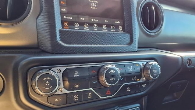 2022 Jeep Gladiator Sport