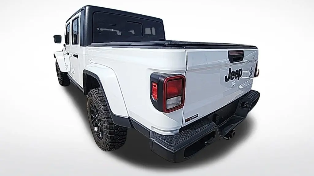 2022 Jeep Gladiator Sport