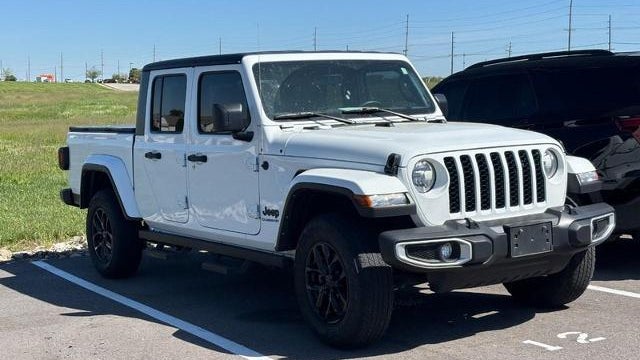 2022 Jeep Gladiator Willys