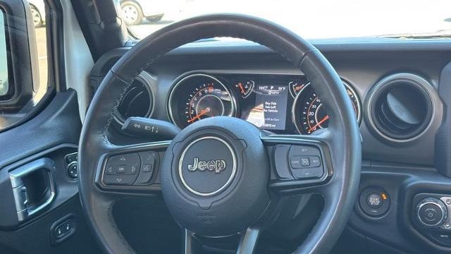 2022 Jeep Gladiator Willys