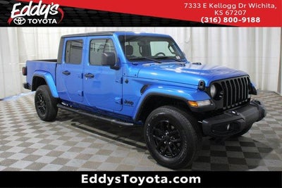 2022 Jeep Gladiator 4X4 Altitude 4DR Crew Cab 5.0 FT. SB