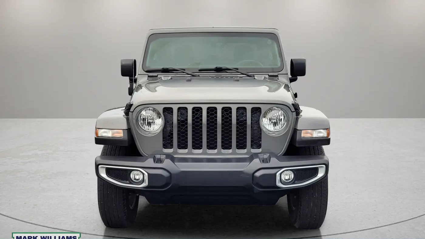 2023 Jeep Gladiator Sport