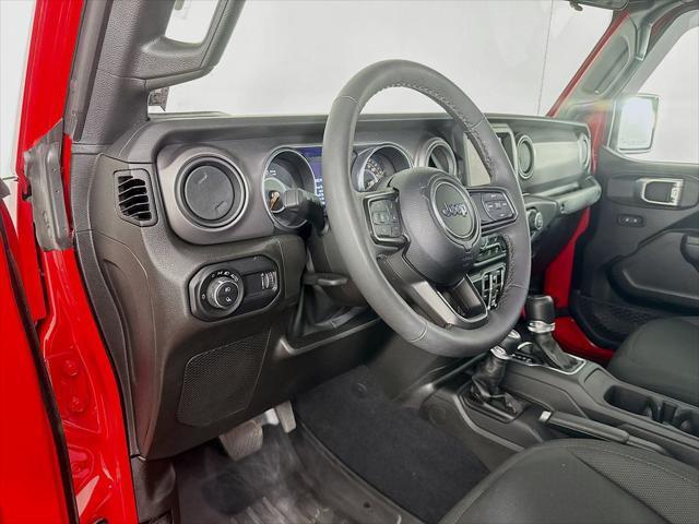 2023 Jeep Gladiator - $33,999