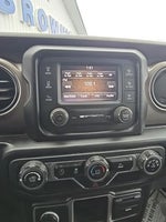 2020 Gladiator Thumbnail 15