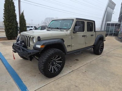 2020 Jeep Gladiator 4X4 Sport 4DR Crew Cab 5.0 FT. SB