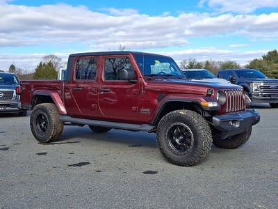 2021 Jeep Gladiator 4X4 Sport 4DR Crew Cab 5.0 FT. SB