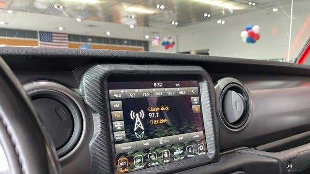 2021 Jeep Gladiator Willys