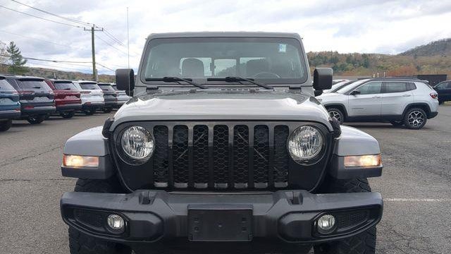 2022 Jeep Gladiator Sport