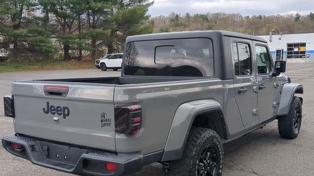 2022 Jeep Gladiator Sport