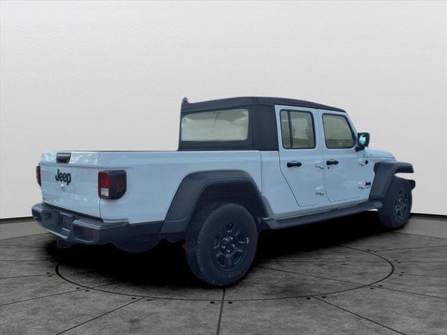 2023 Jeep Gladiator - $28,975
