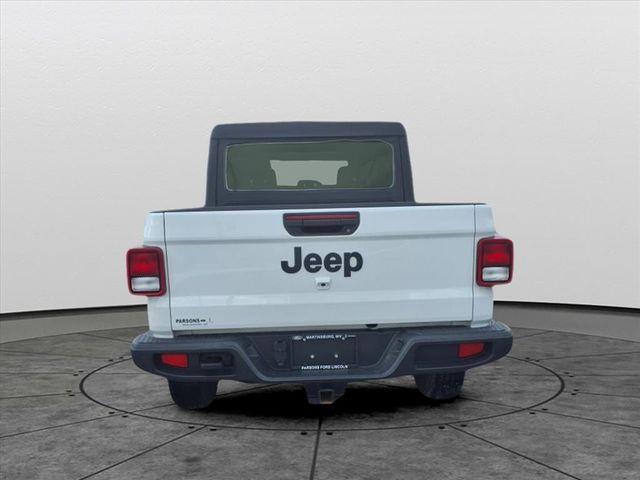 2023 Jeep Gladiator - $28,975