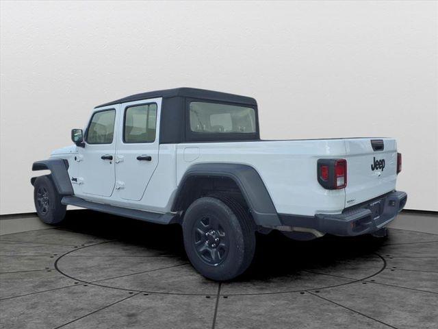 2023 Jeep Gladiator - $28,975