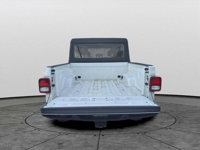 2023 Jeep Gladiator - $28,975