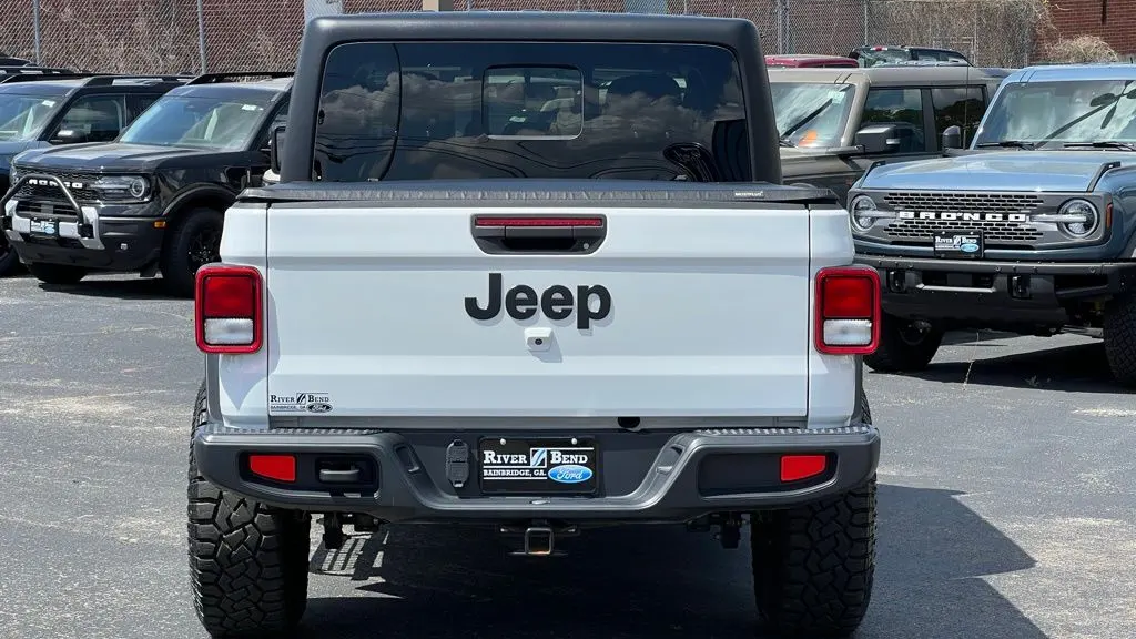 2023 Jeep Gladiator Freedom