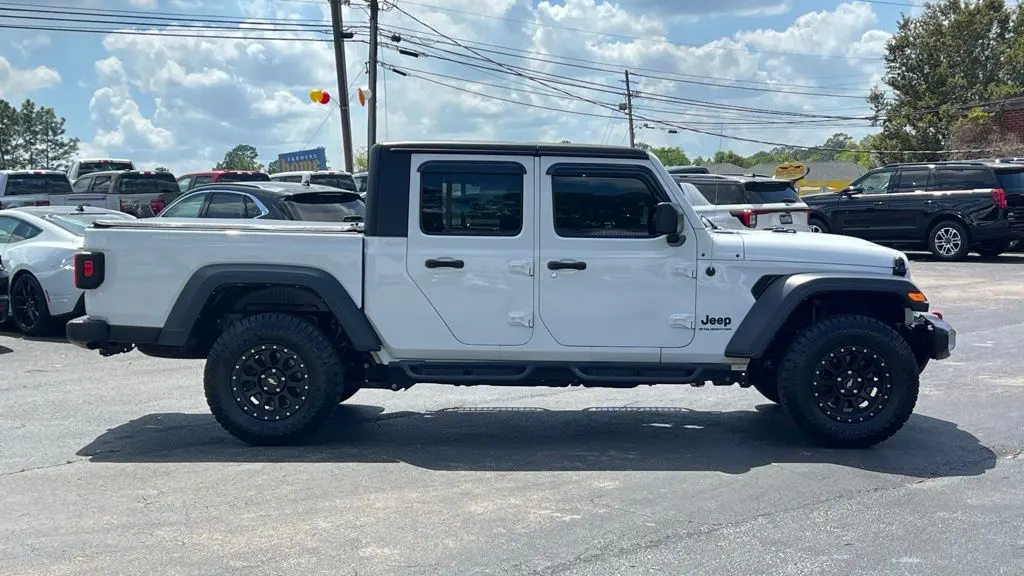 2023 Jeep Gladiator Freedom