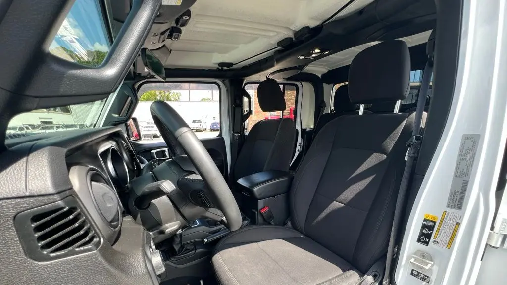 2023 Jeep Gladiator Freedom