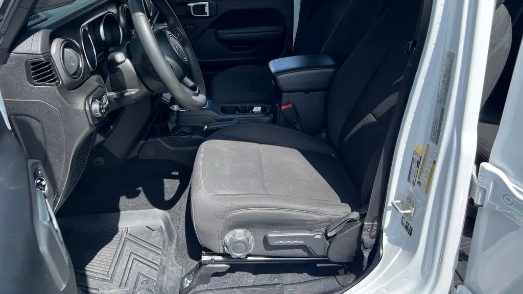 2023 Jeep Gladiator Freedom