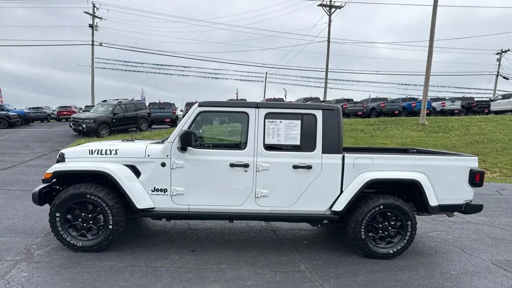 2023 Jeep Gladiator Freedom