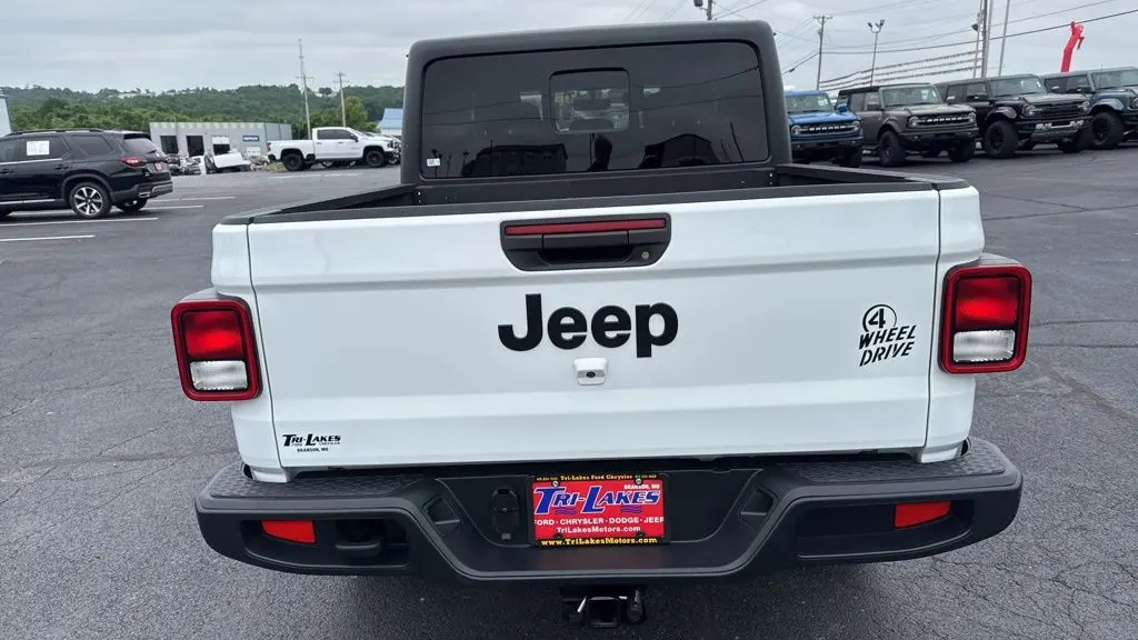 2023 Jeep Gladiator Freedom