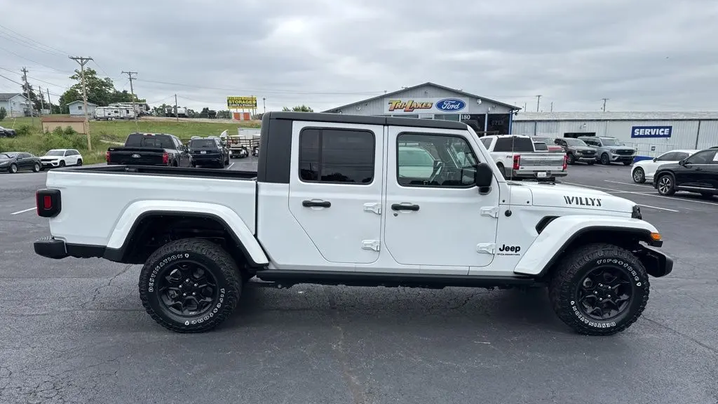2023 Jeep Gladiator Freedom