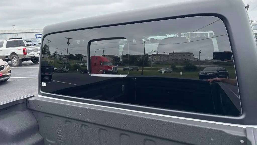 2023 Jeep Gladiator Freedom