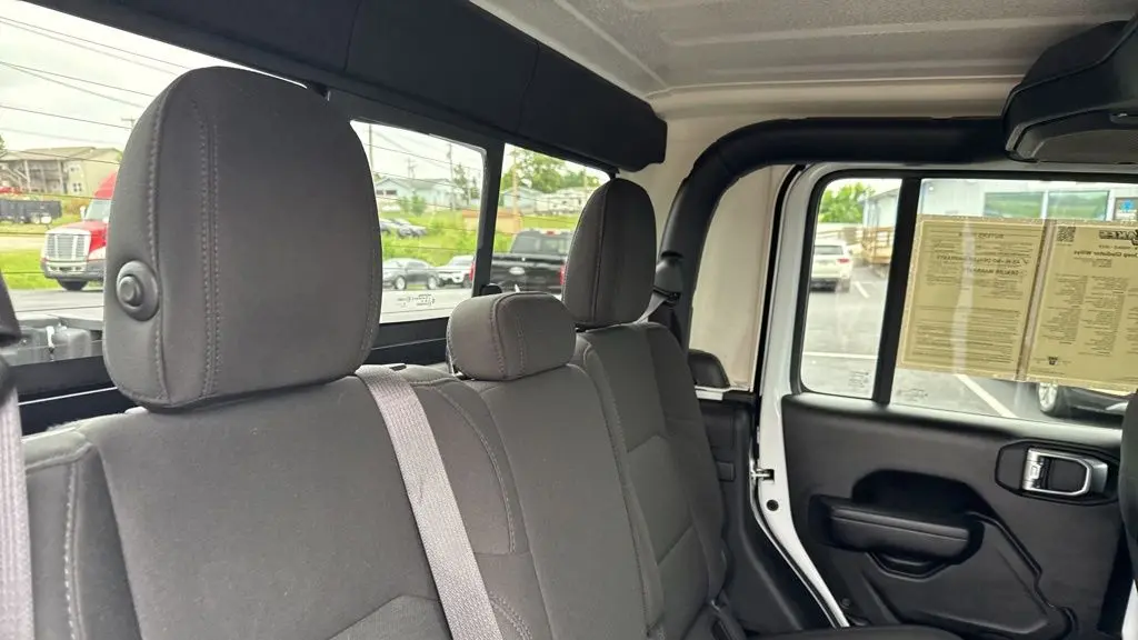 2023 Jeep Gladiator Freedom